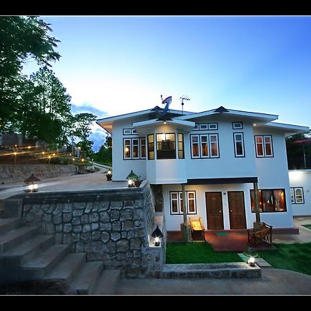 Unique Bed And Breakfast Kalaw Esterno foto